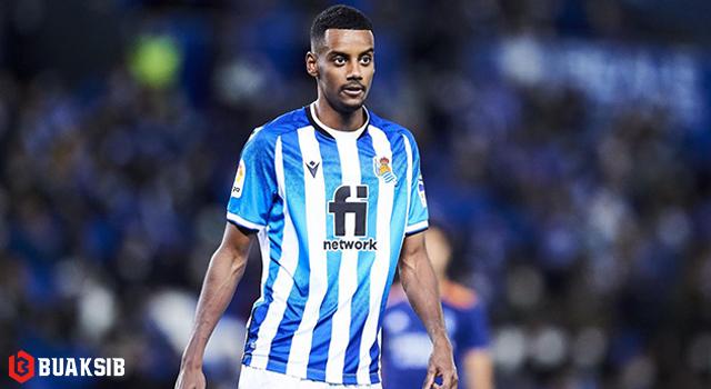 อเล็กซานเดอร์ อิซาค, เรอัล โซเซียดาด, เรอัล มาดริด