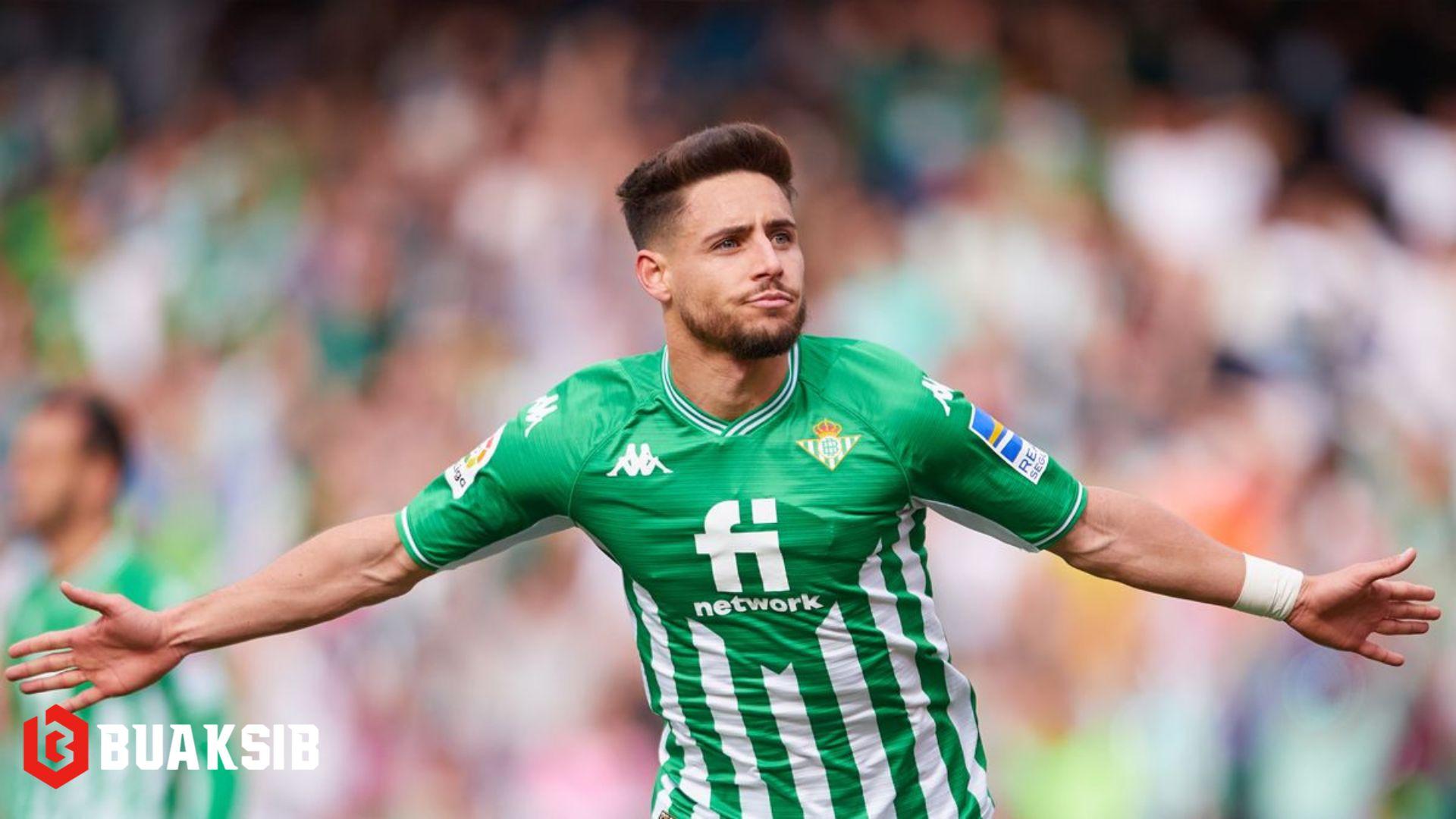 อเล็กซ์ โมเรโน, เรอัล เบติส, น็อตติ้งแฮม ฟอเรสต์