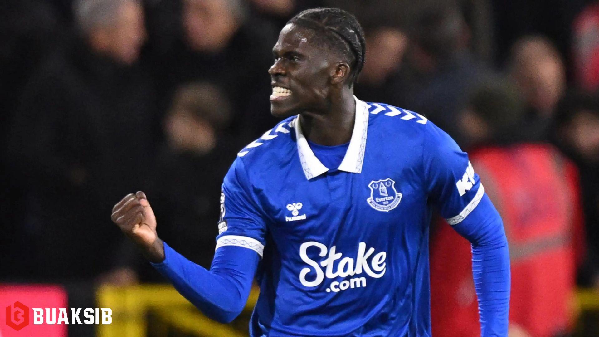 อมาดู โอนาน่า