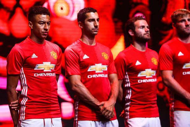 Manchester-United-official-201617-kit-launch-in-China
