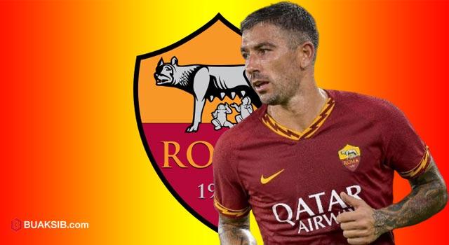 อเล็กซานเดอร์ โคลารอฟ