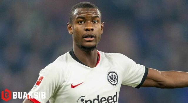 อีวาน เอ็นดิคก้า, ไอน์ทรัค แฟรงค์เฟิร์ต, แมนเชสเตอร์ ยูไนเต็ด