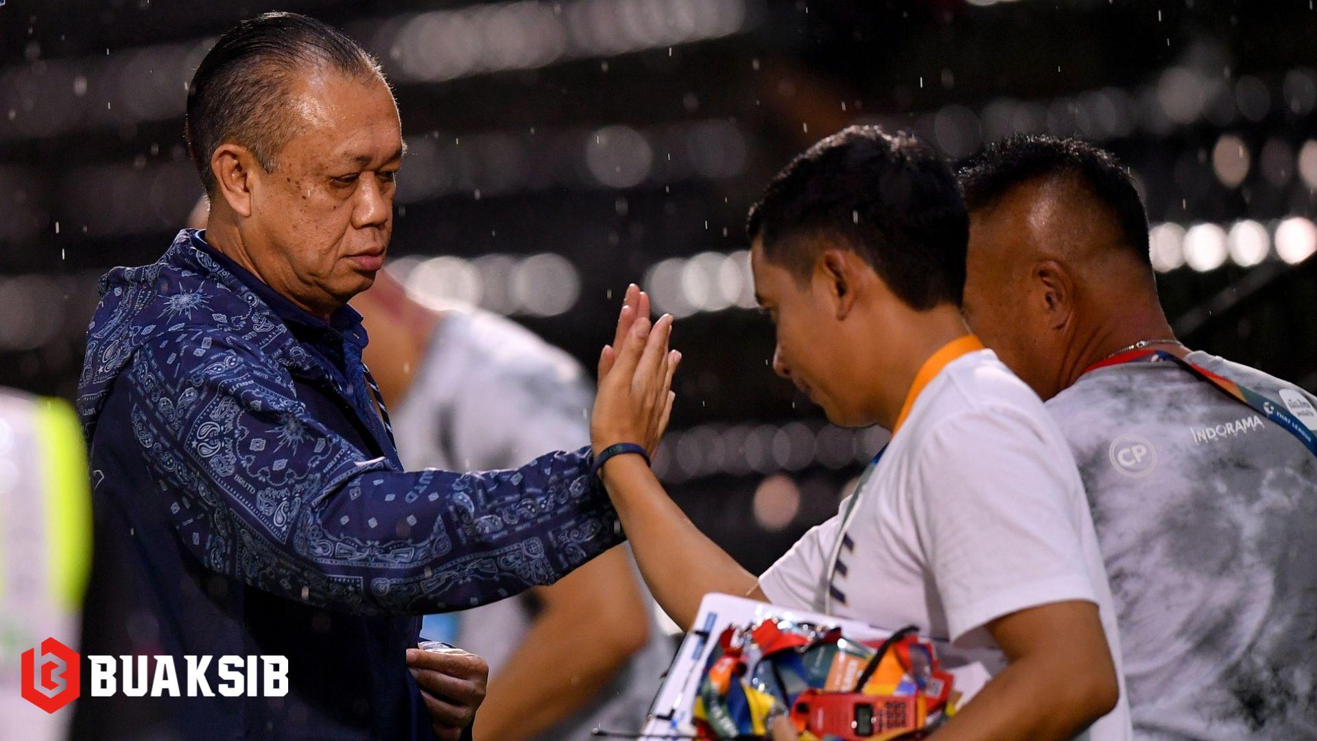 เนวิน ชิดชอบ