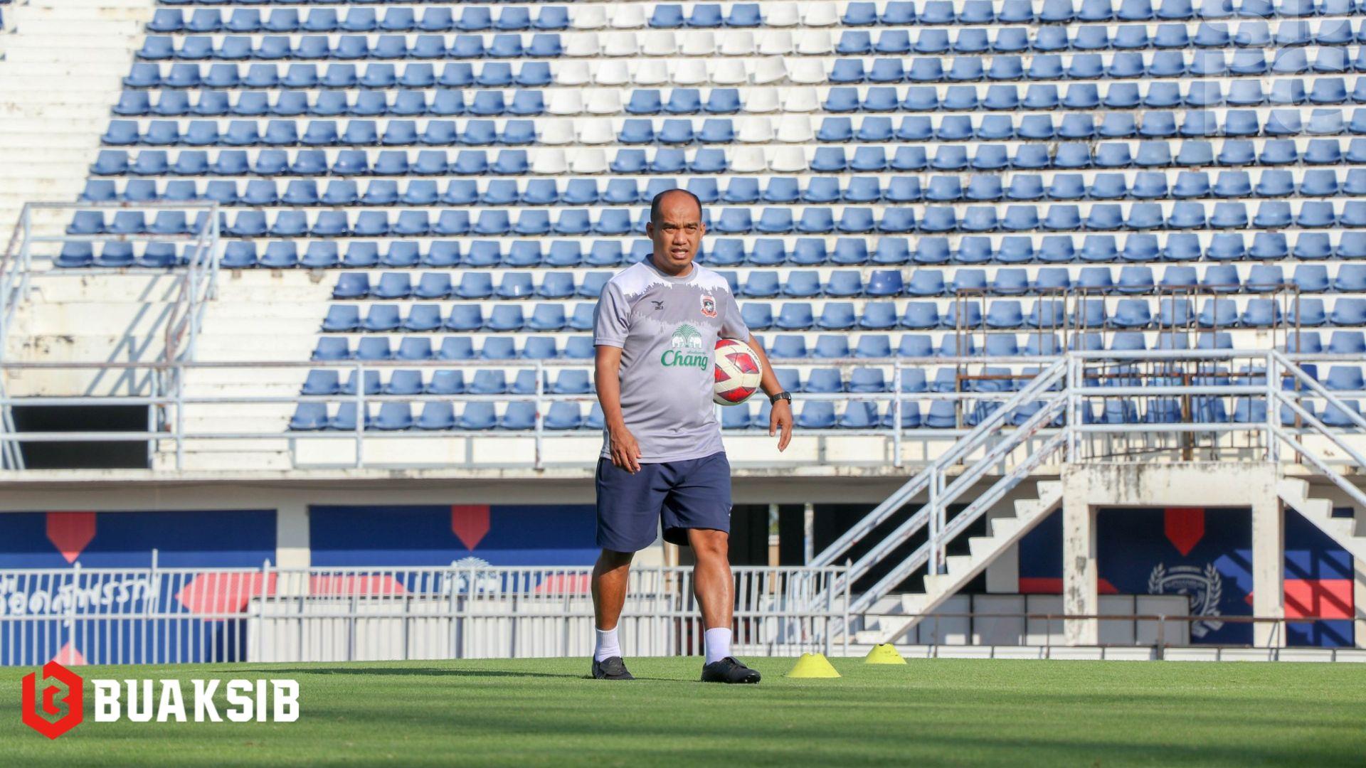 สถาพร วาจาขำ