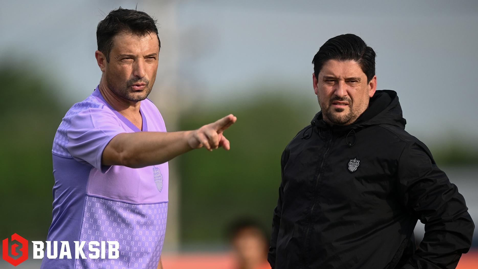 อาเธอร์ ปาปาส