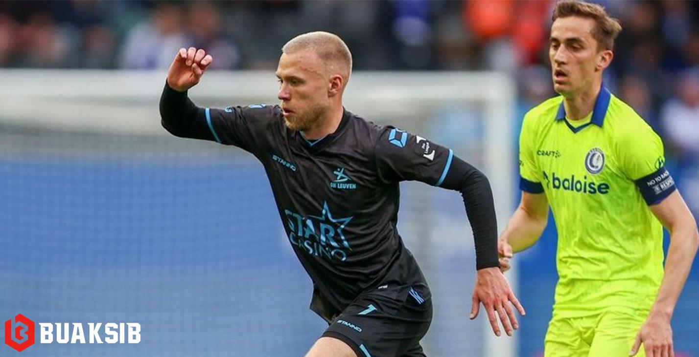 ยอน ดากูร์ ทอร์สไตน์สัน