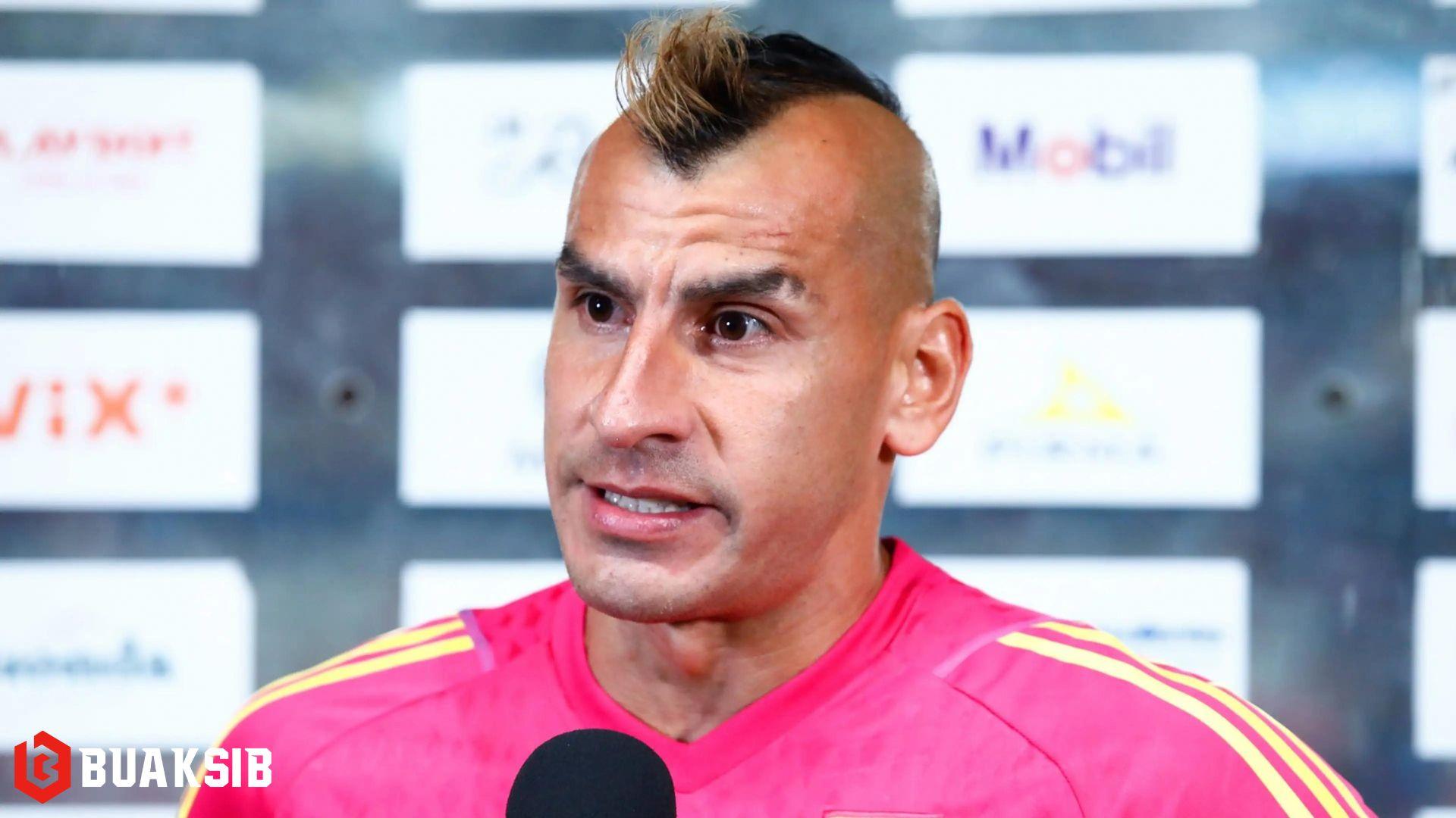 นาฮูเอล กุซมาน