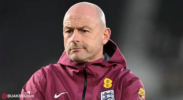 ลี คาร์สลี่ย์