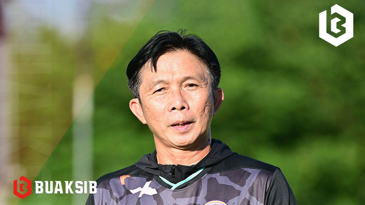 โค้ชโอ่ง